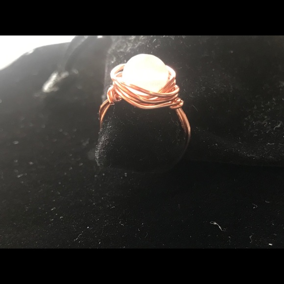 Copper wrapped selenite ring - Picture 2 of 2